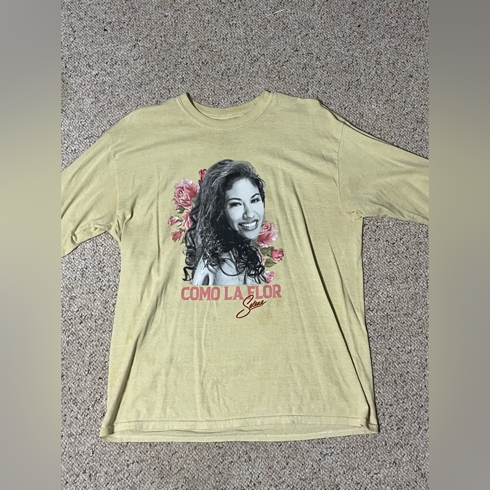 Selena Como La Flor Long Sleeve Tee